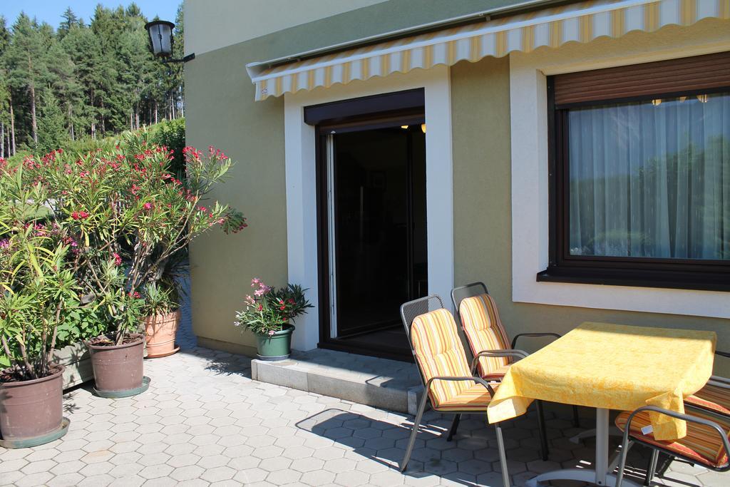 Appartement - Ferienwohnungen - Gaestehaus Gabriele Drobollach am Faakersee Værelse billede